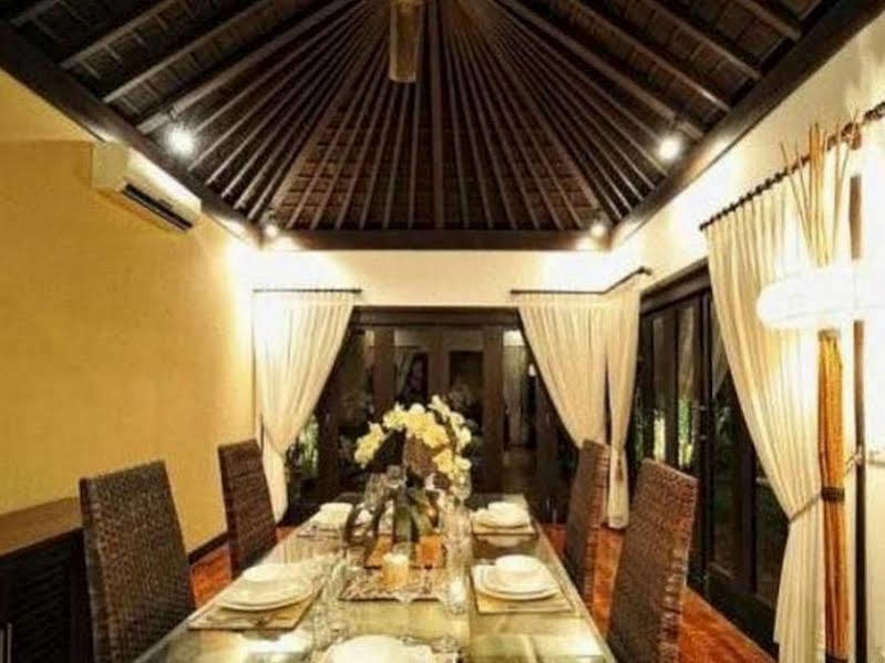 Villa Cantik Умалас Экстерьер фото